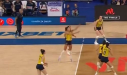 女子排球比赛视频,激情四溢！女子排球比赛精彩瞬间回顾